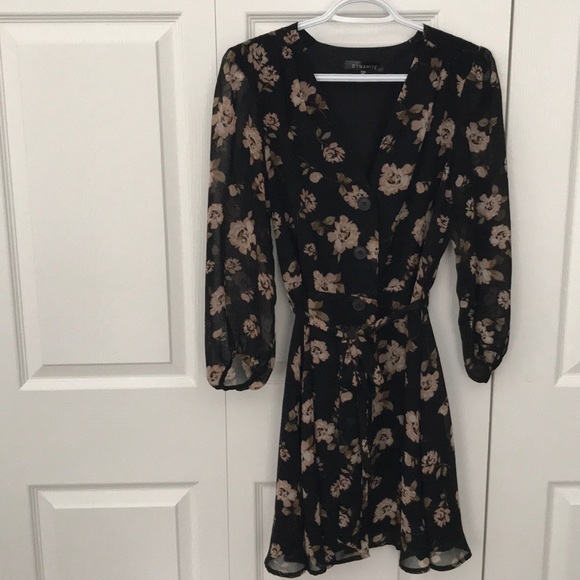 Dynamite dress - Picture 1 of 7